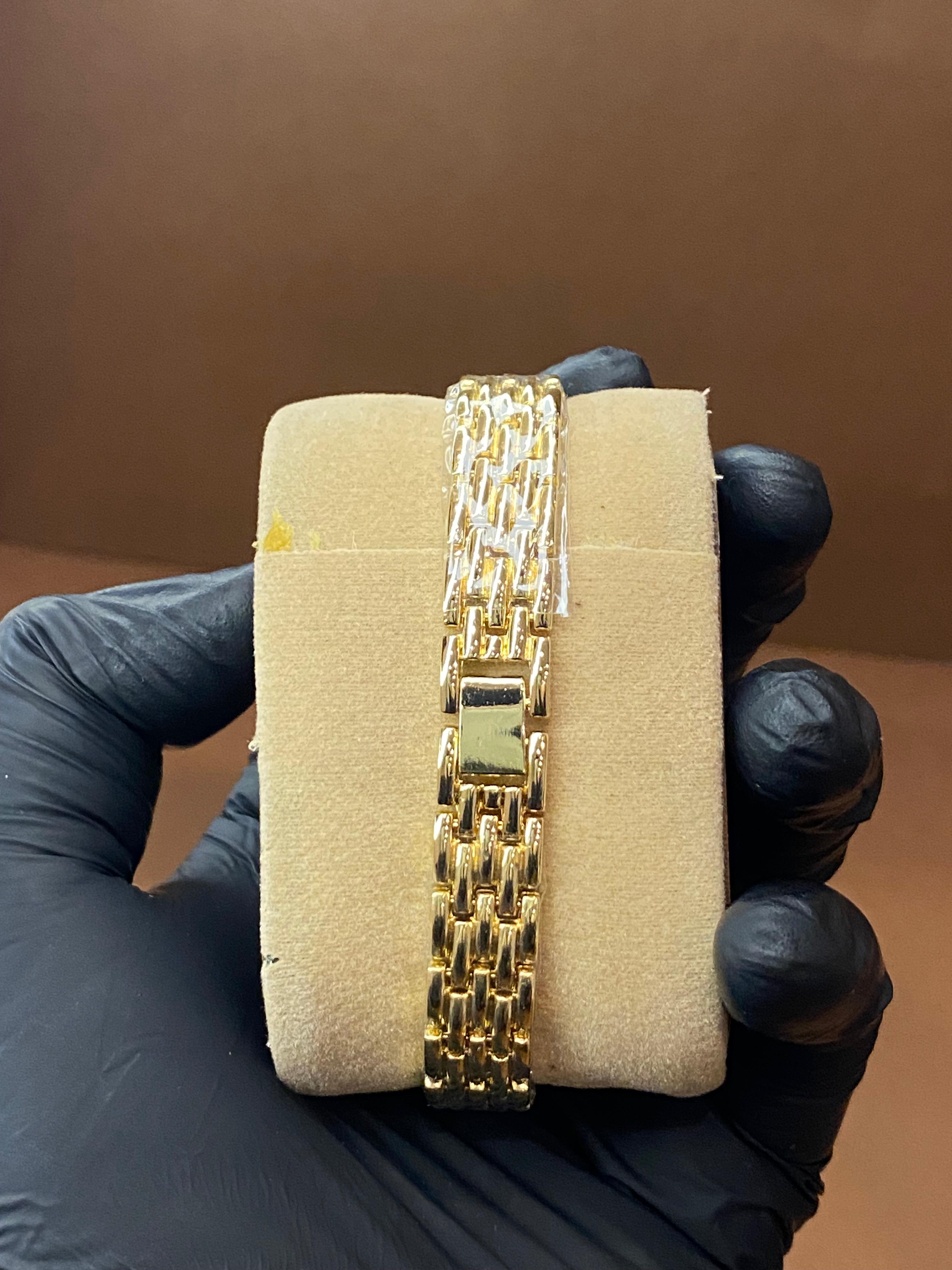 TRUE WORTH OVAL SHAPE  LADIES WATCH