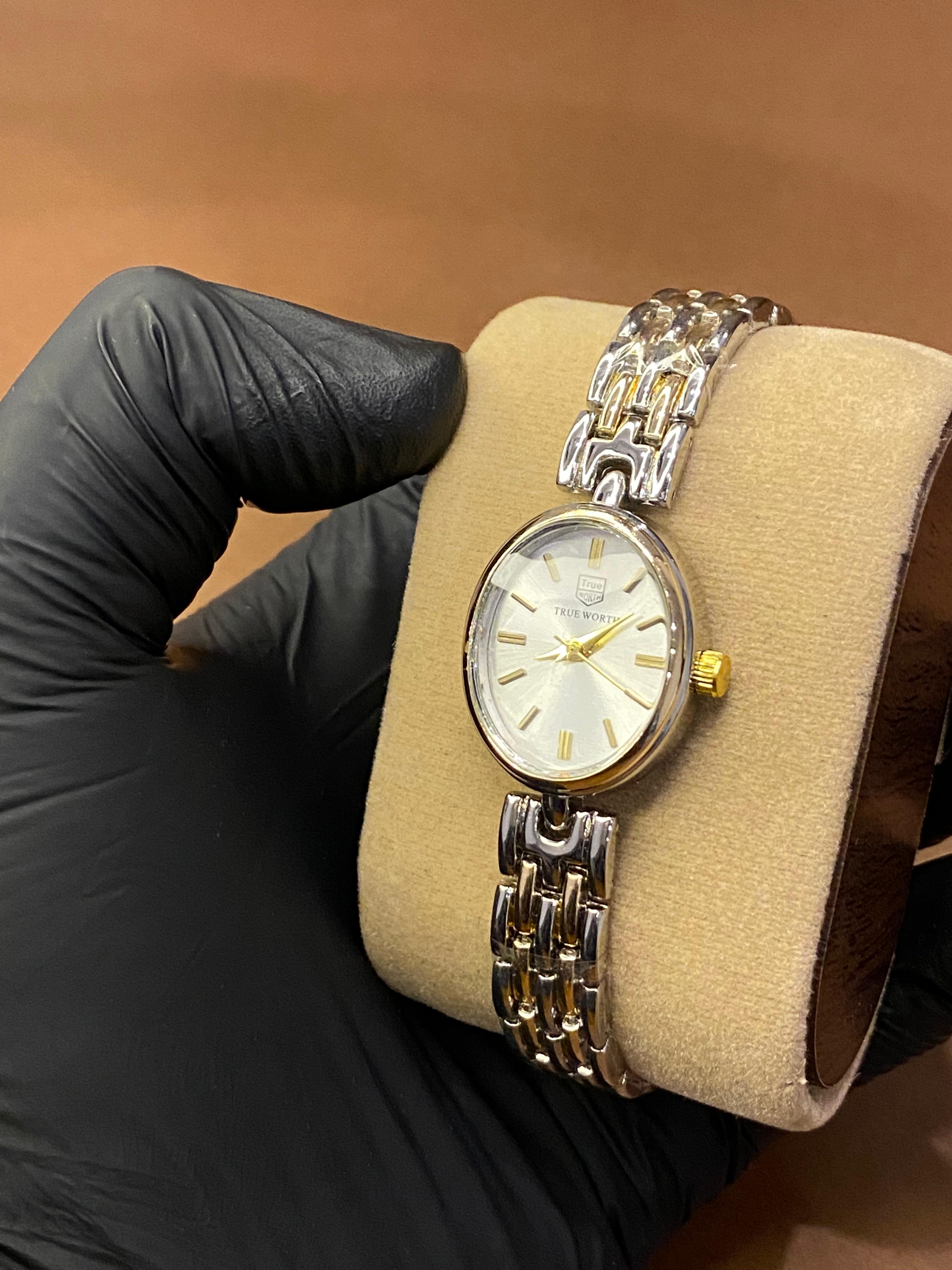 TRUE WORTH OVAL SHAPE  LADIES WATCH